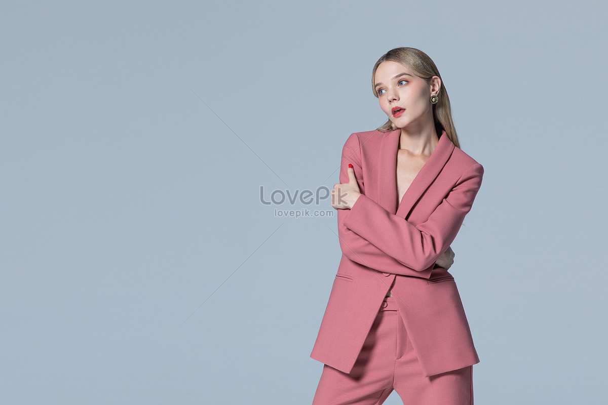 Download Traje hd photos Free Stock Photos Lovepik