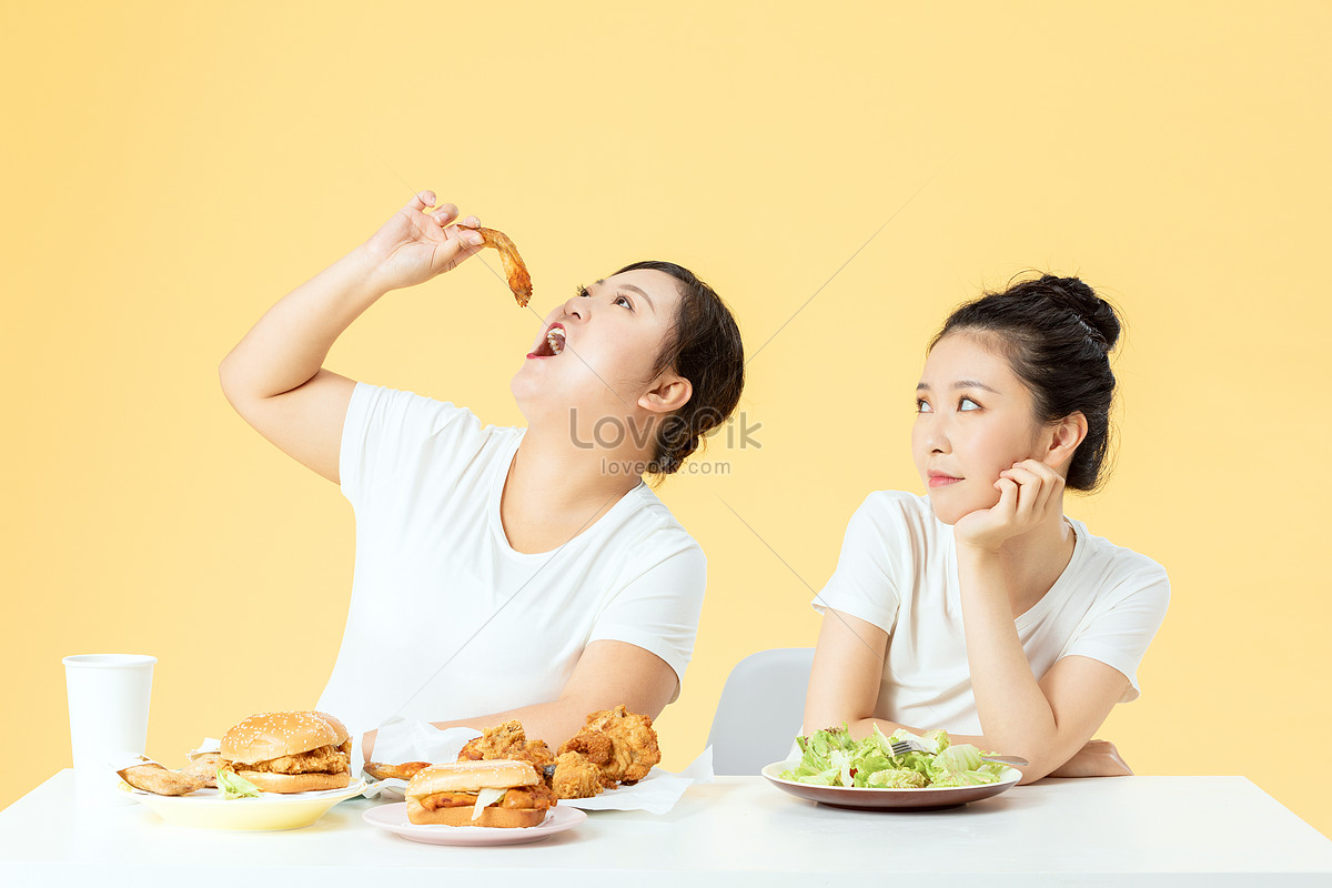 Eat Hamburger Clipart PNG Images, Eat Food Micro Fat Girl Hamburger ...