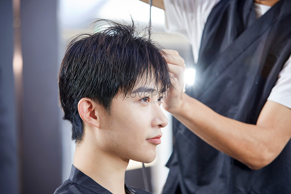 Thí sinh Bùi Công Minh – Sẵn sàng cho cuộc tranh tài lớn nhất ngành tóc  trong nhiều thập kỷ qua - Ngôi sao ngành làm đẹp