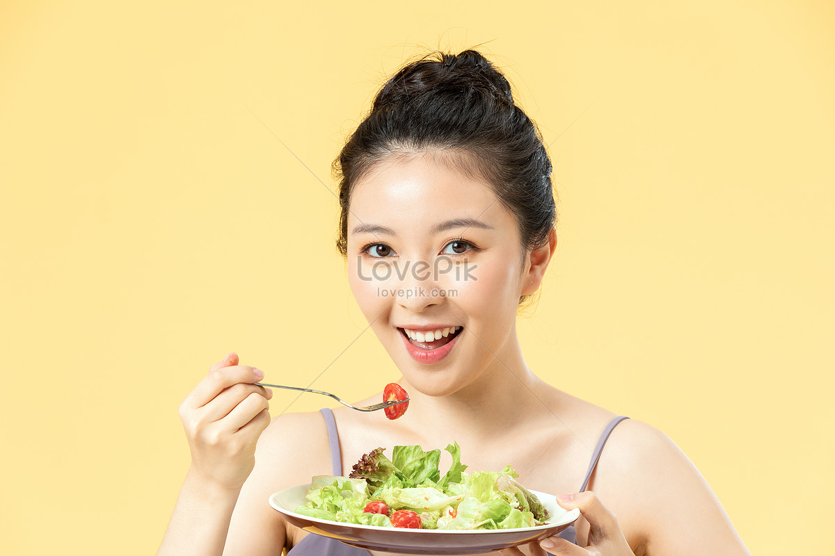 Healthy Eating For Women Picture And HD Photos | Free Download On Lovepik