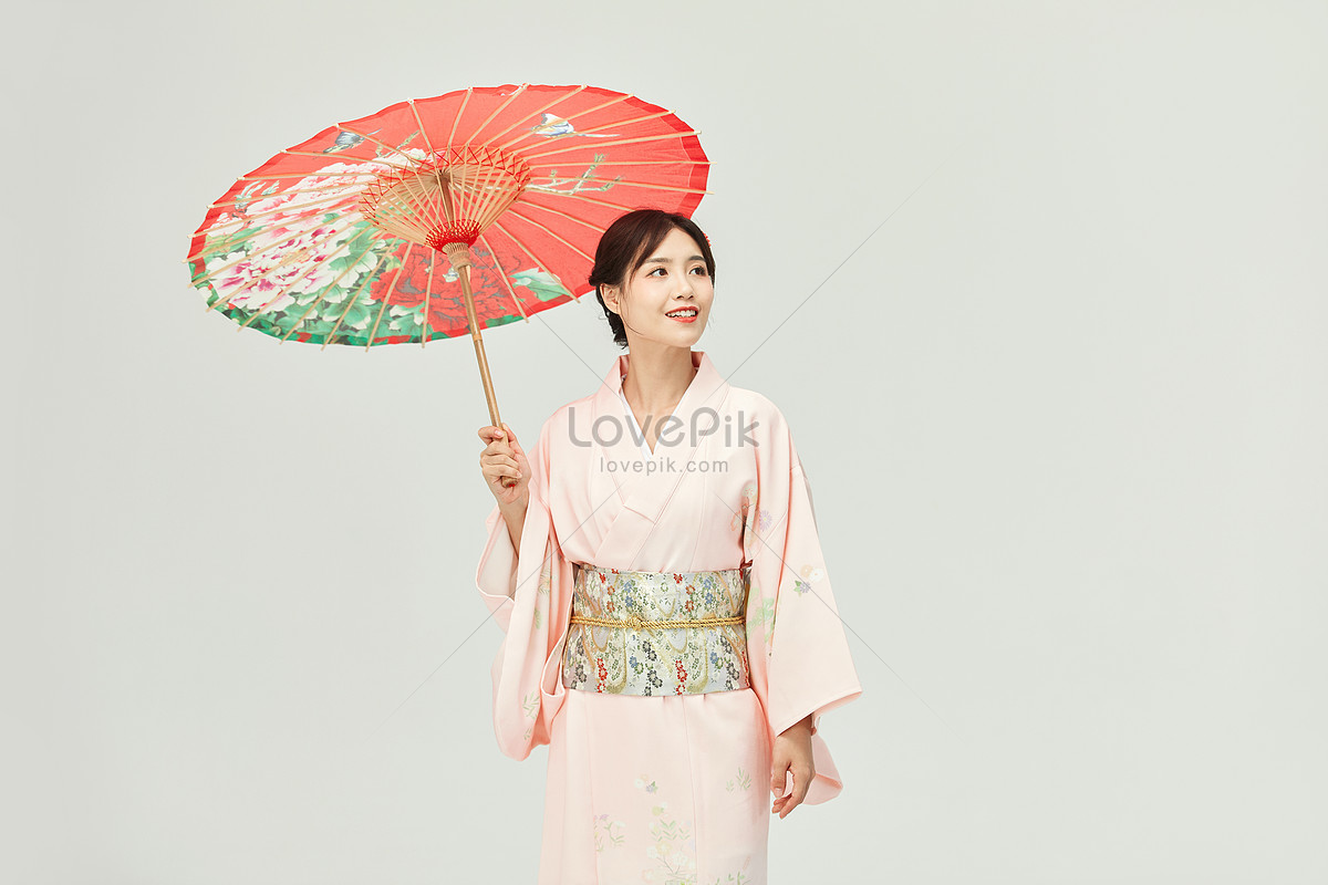 783 foto e immagini di Kimono Paper Umbrella - Getty Images