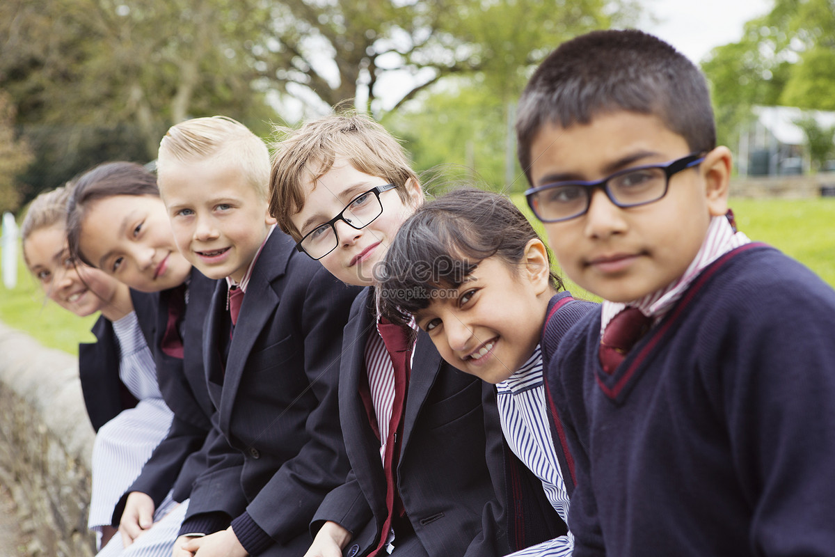 Primary School Pupils On The Playground Picture And HD Photos | Free ...