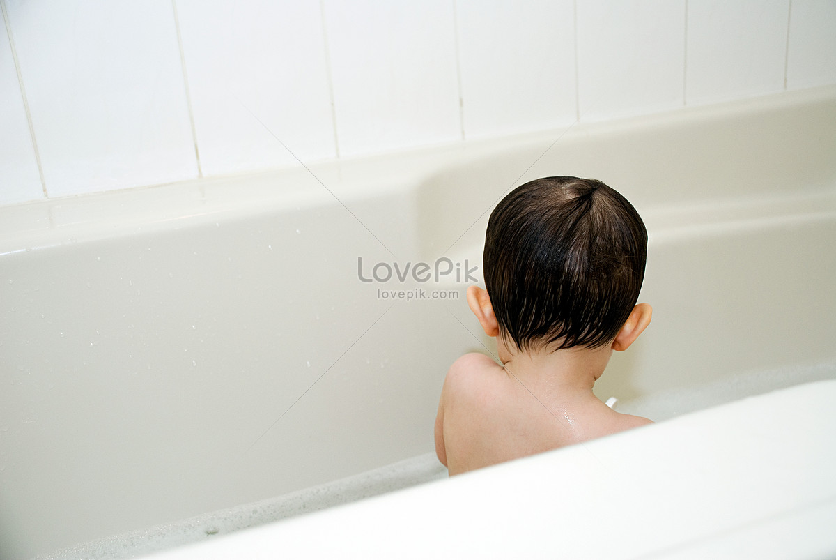 маленькие дети в ванне порно фото 89