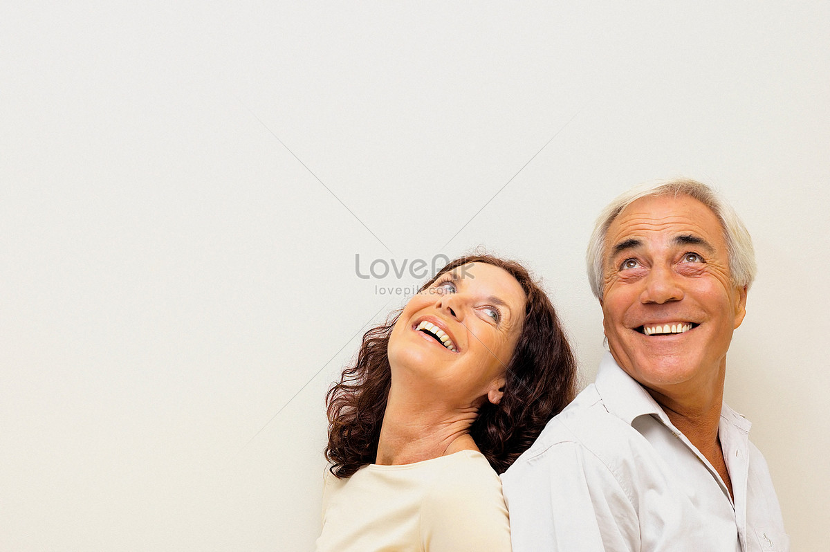 Couple Laughing Picture And HD Photos | Free Download On Lovepik