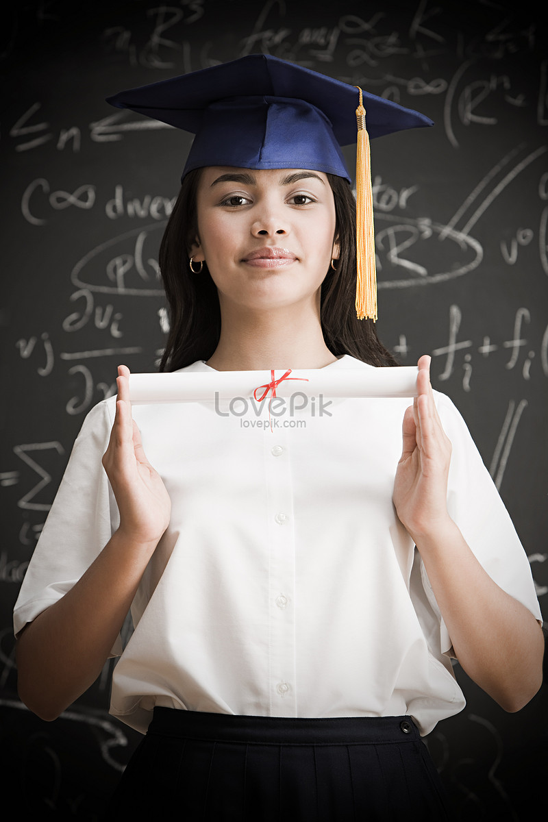 Graduation Girl Picture And Hd Photos Free Download On Lovepik 2687