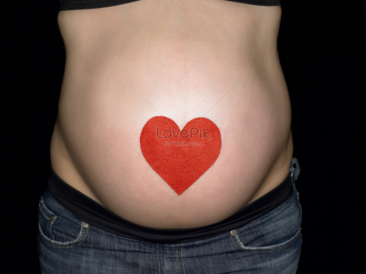 Сердце беременный живот