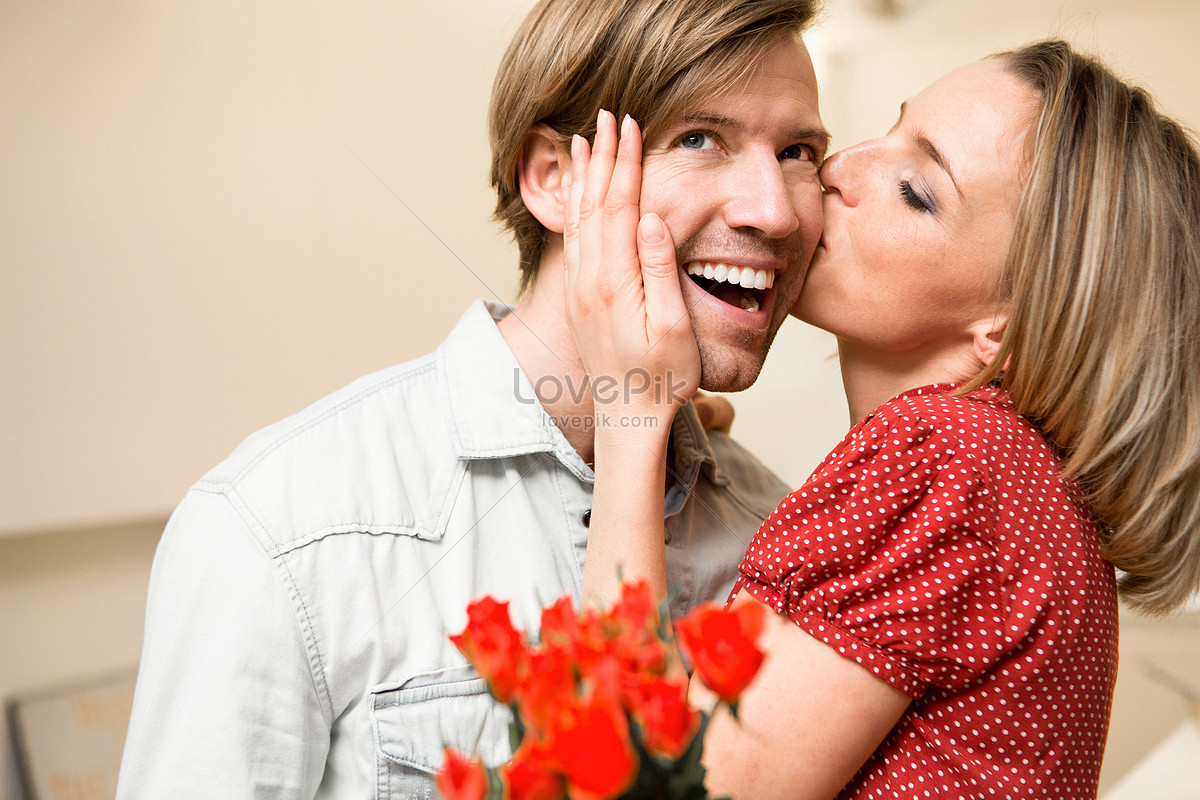 Woman Kissing Mans Cheek Picture And Hd Photos Free Download On Lovepik