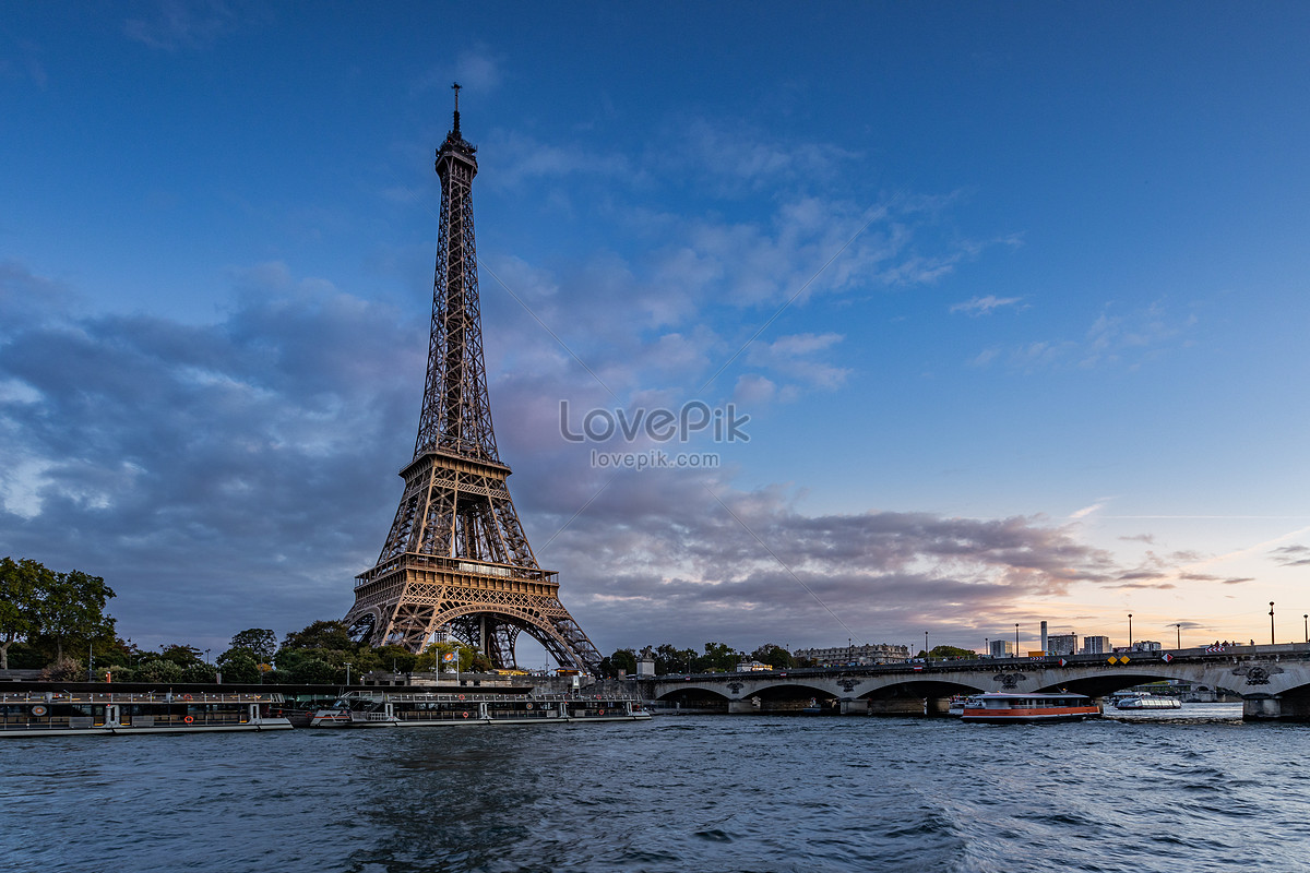 ảnh Tháp Eiffel ở Paris Lúc Hoàng Hôn Tải Xuống Miễn Phí, ảnh kiến trúc,  thành phố, tòa nhà đẹp Trên Lovepik