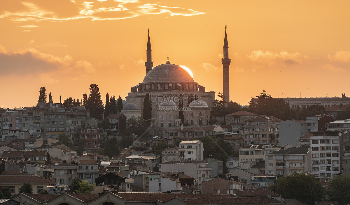 Travel to Turkey by Train: A Journey Through History and Beauty