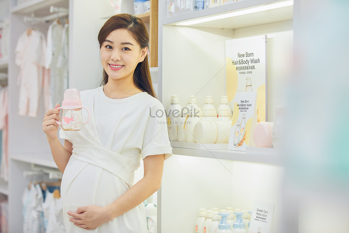 Maternity Shop For Pregnant Women To Buy Baby Clothes Picture And HD Photos