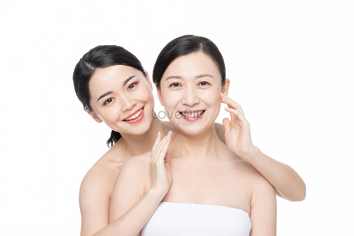 Mother And Daughter Beauty Skin Care Picture And HD Photos | Free ...