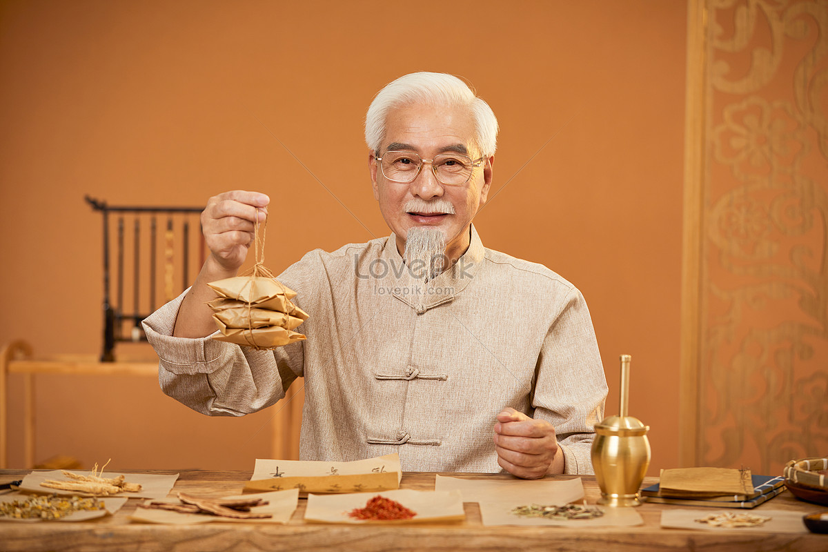 old-chinese-doctor-carrying-a-chinese-medicine-package-picture-and-hd