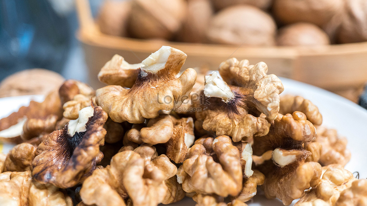 Shelled Walnuts Picture And HD Photos | Free Download On Lovepik