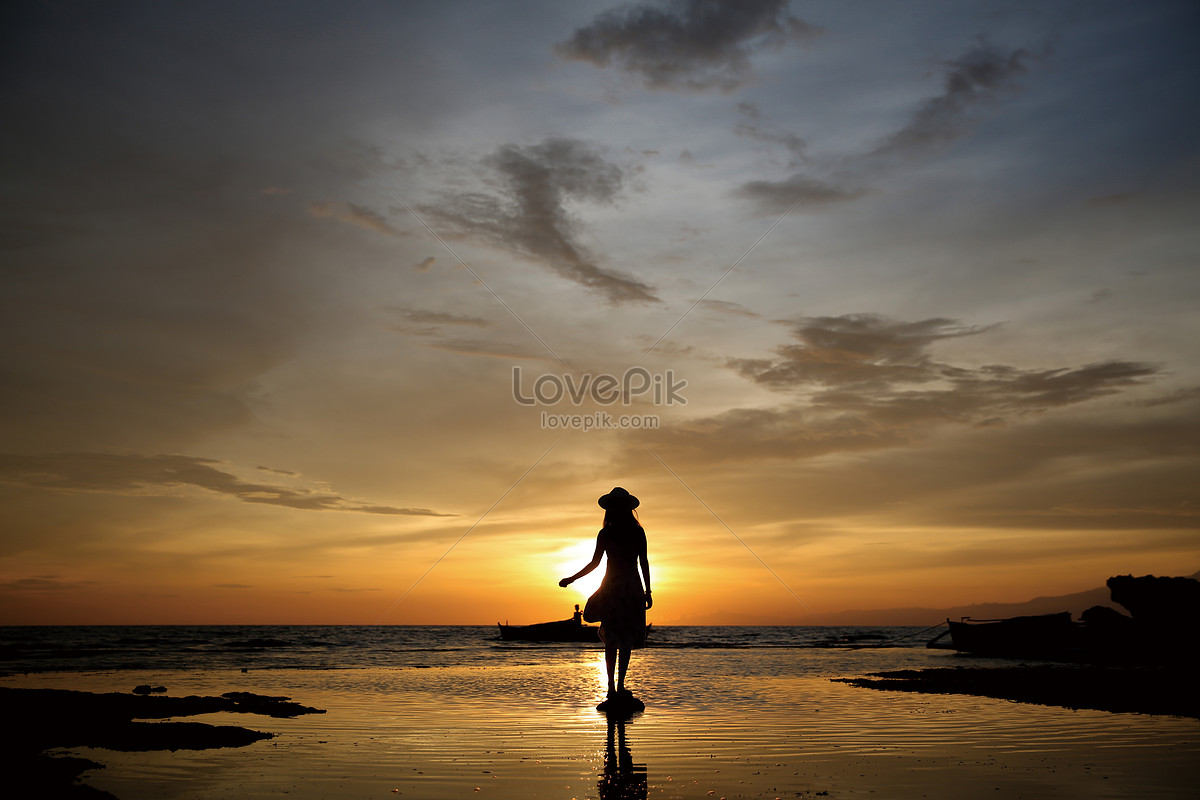 girl sunset silhouette
