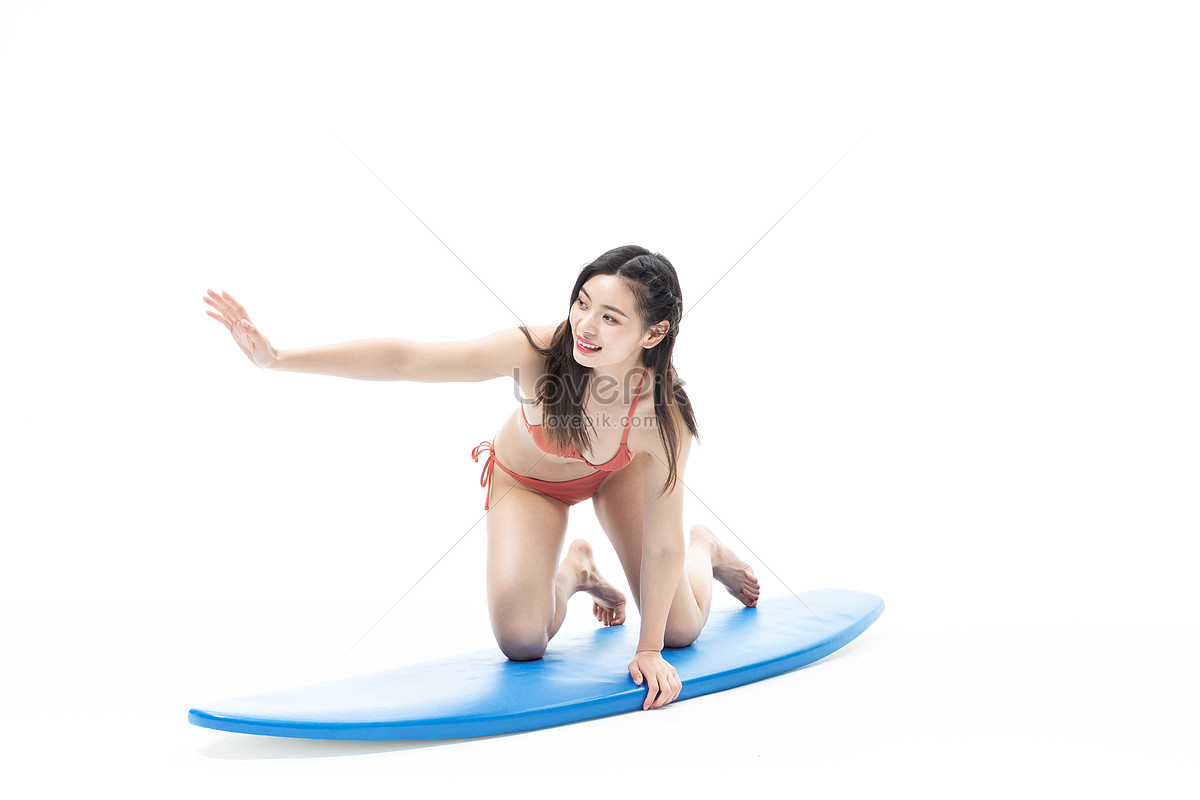 Traje De Belleza Jugando Con Tabla De Surf Foto | Gratuita HD Imagen de - Lovepik