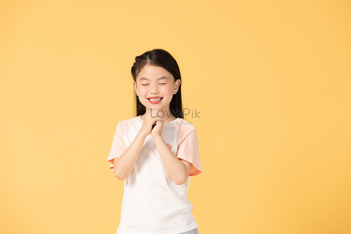 Wishing girl