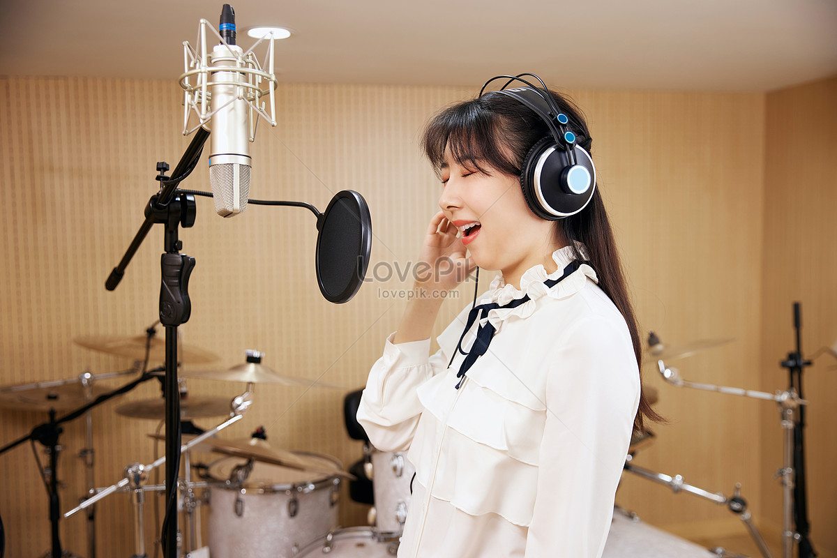 Female Singing In The Recording Studio Picture And HD Photos | Free