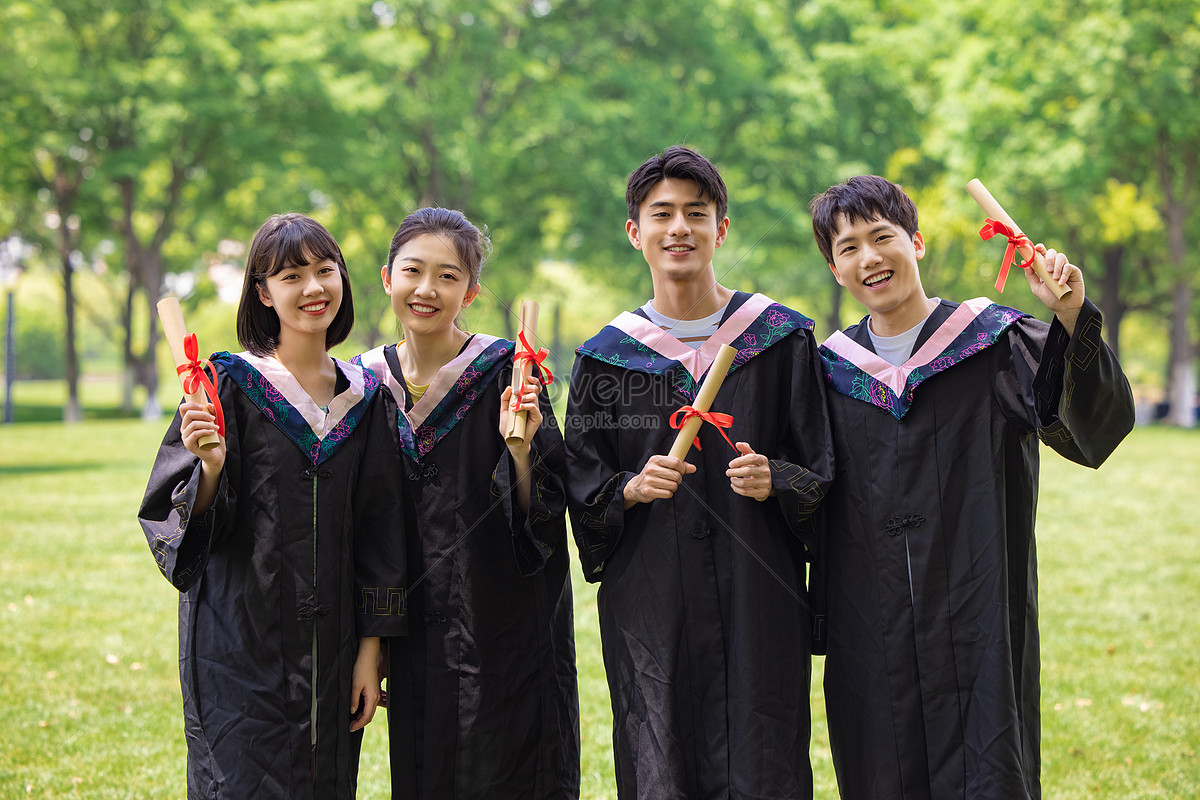 Young College Student Graduation Image Picture And HD Photos | Free ...