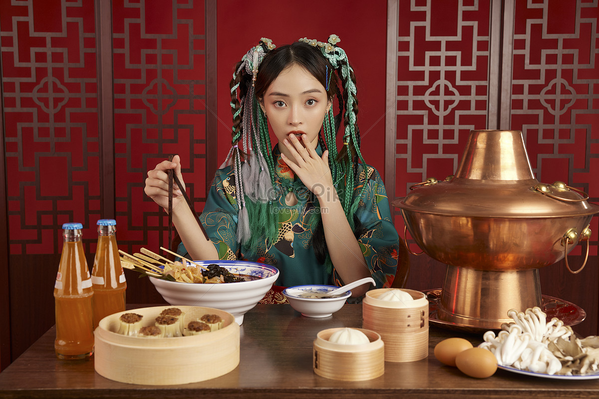 A Beautiful Girl Eating Hot Pot Picture And HD Photos | Free Download ...