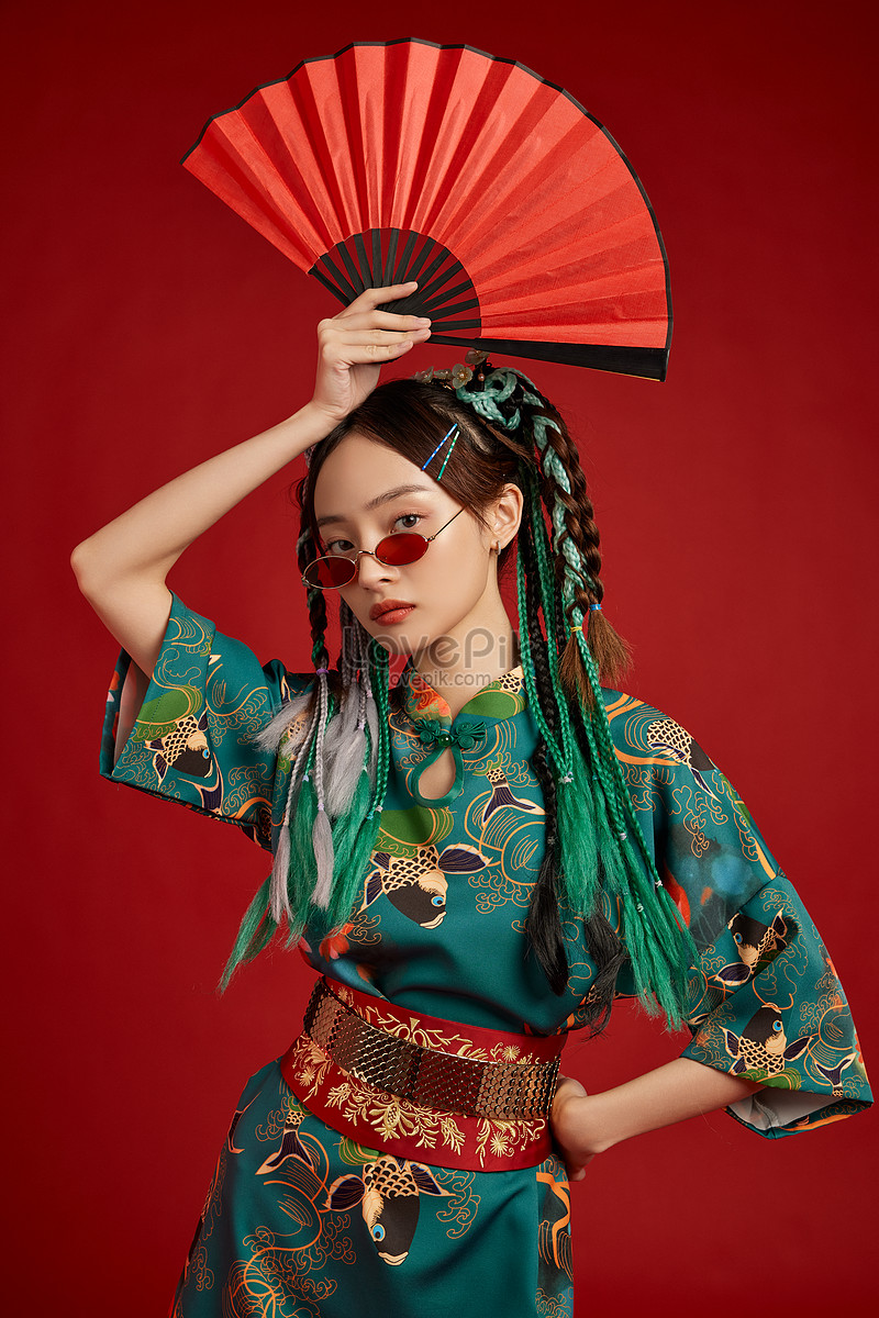 Chinese Style Fashion Beauty In Red Background Picture And HD Photos