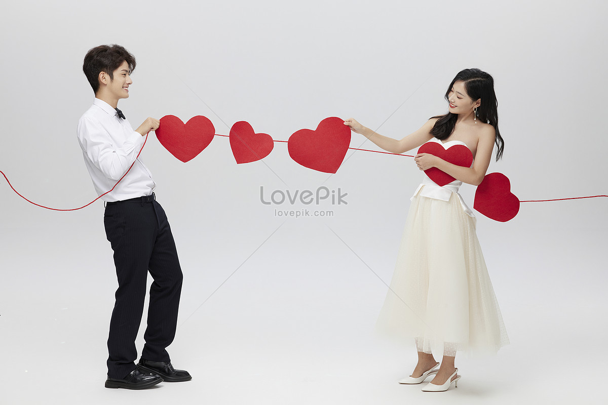 Hand Holding A Sweet Love Man Picture And HD Photos | Free ...