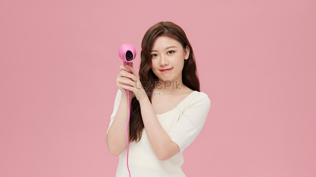 Korean Women Are Funny With Hair Dryers Picture And HD Photos | Free  Download On Lovepik