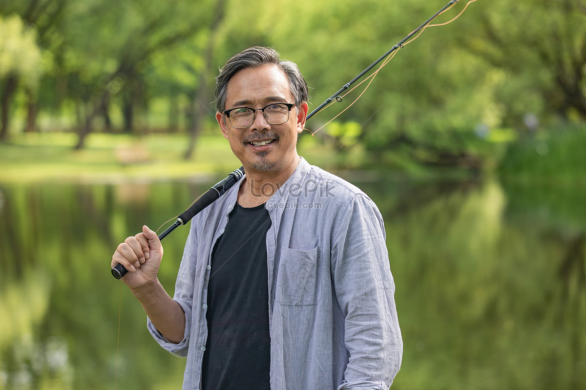 Middle-aged Male Outdoor Fishing Picture And HD Photos