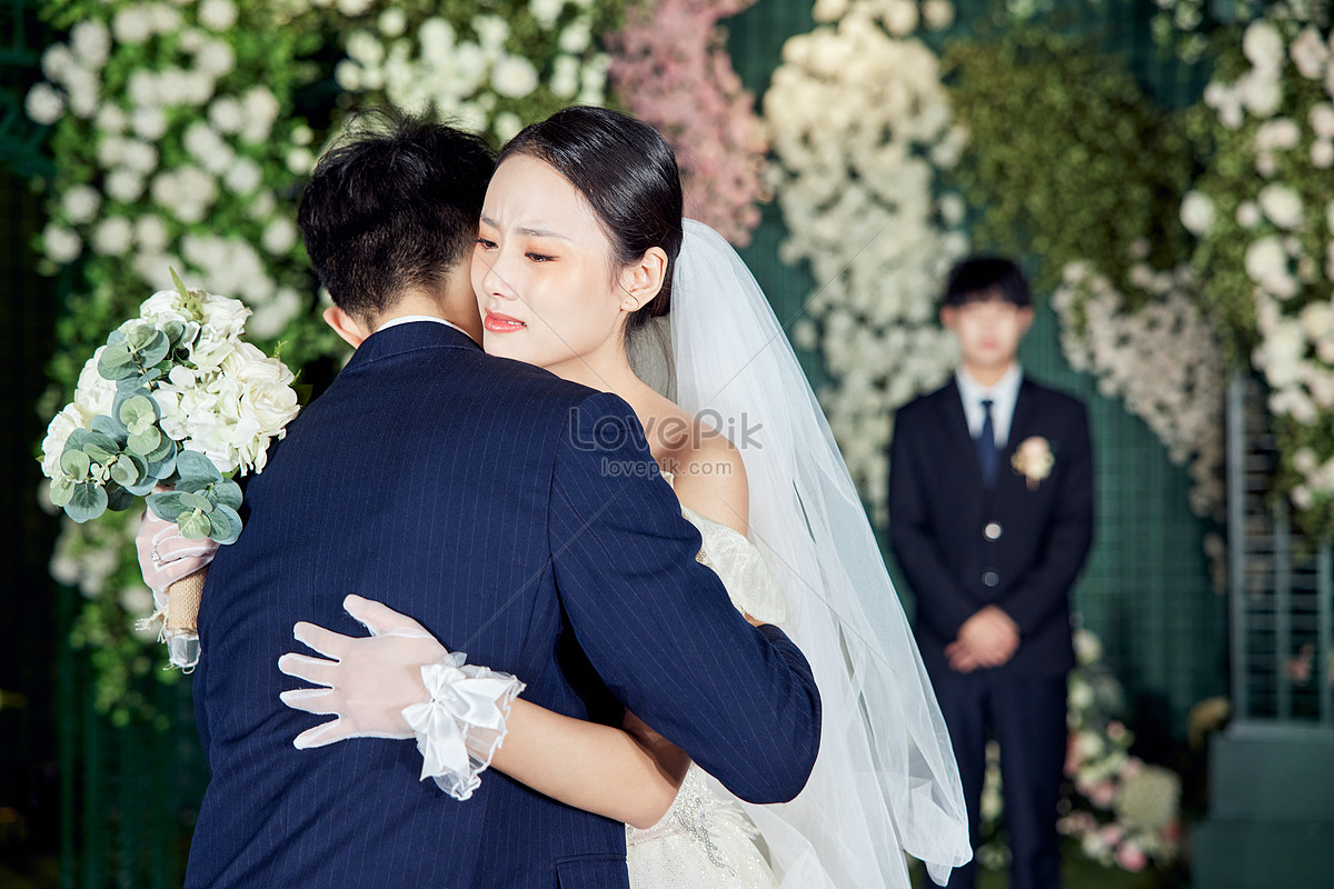 Happy Crying Bride At Wedding Picture And HD Photos | Free Download On ...