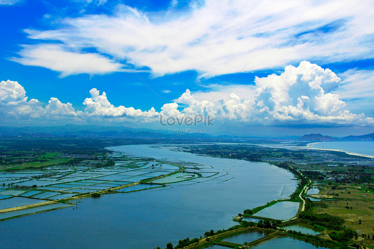  Gambar Laut Biru Yang Indah 