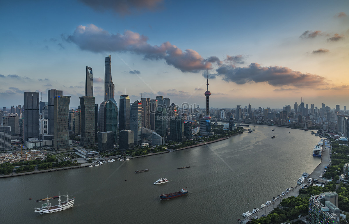 Pemandangan Arsitektur Kota Shanghai North Bund gambar 