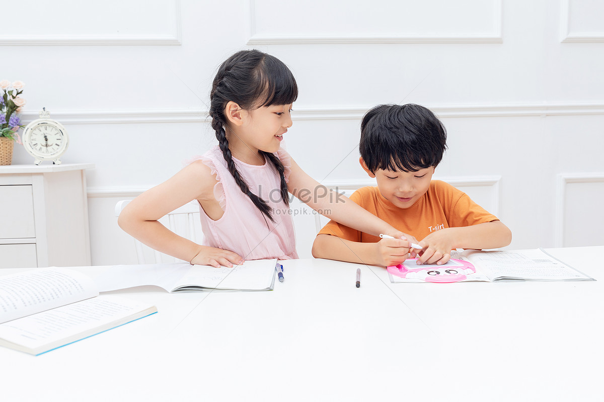 Children doing summer homework, homeschooling, and homework, school boys HD Photo