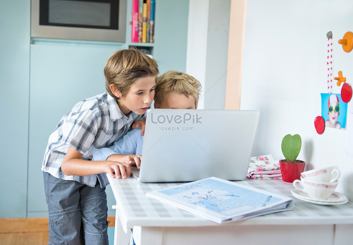 Brother looking at me. Brother совместно с а1тис.