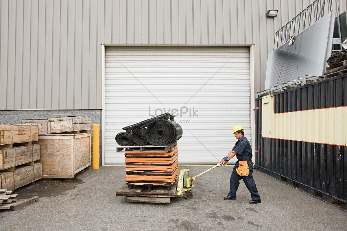 Loading area