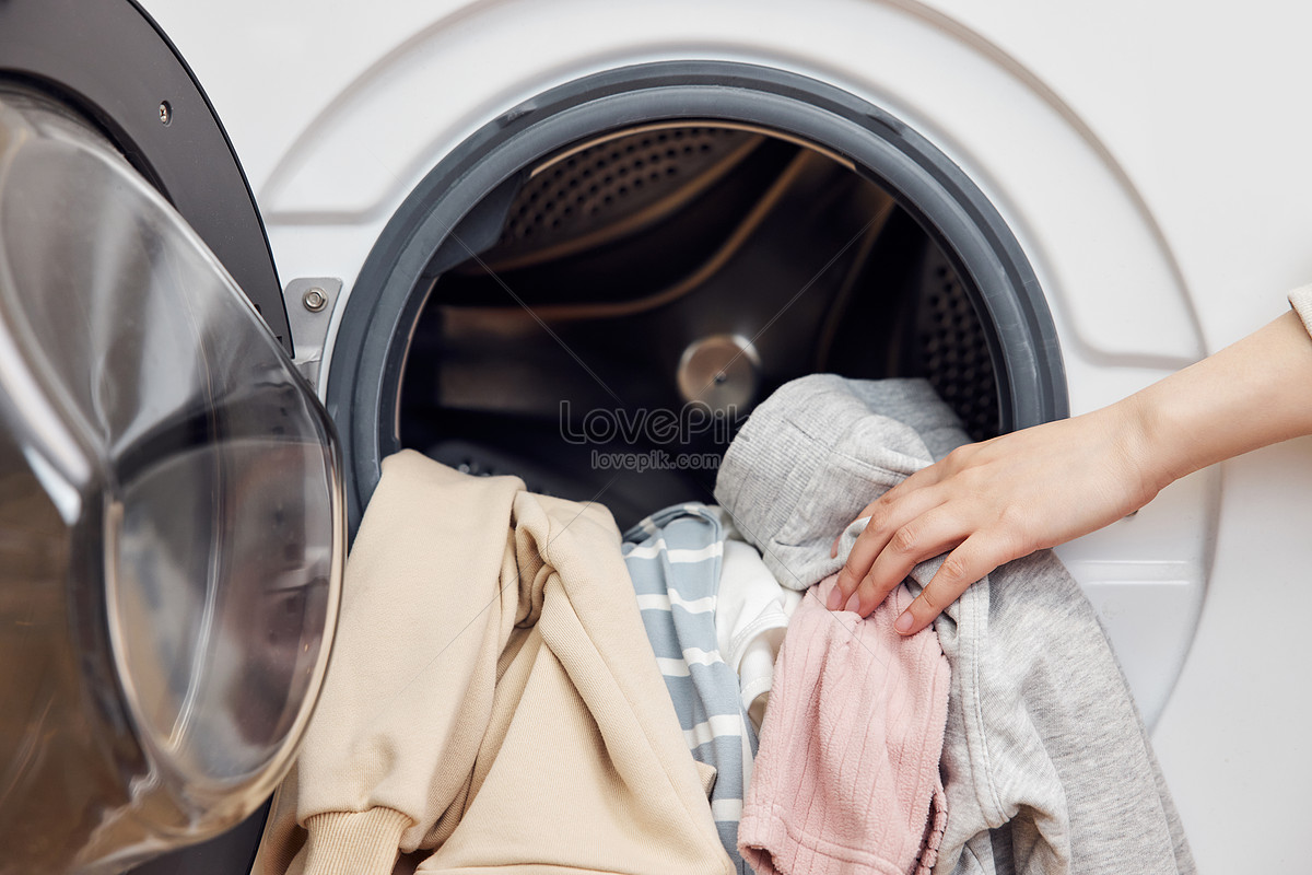 Secar la ropa en el microondas